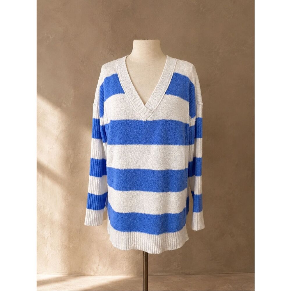 Caslon Sz M sweater oversized cozy V-neck stripe Nordstrom